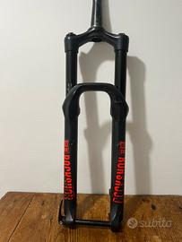 Rock Shox Lyrik 29’’ RC Solo Air