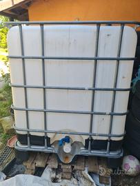 Cisterna IBC 1000 LITRI con pompa elettrica