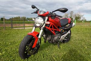 Ducati Monster 696 abs