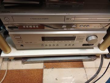 amplificatori, diffusori, supporti.