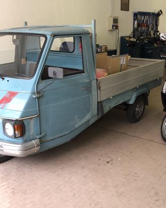 Piaggio ape car