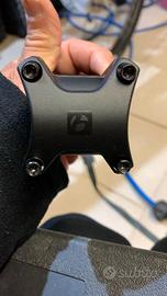 Attacco manubrio Bontrager Rhythm Comp 50mm