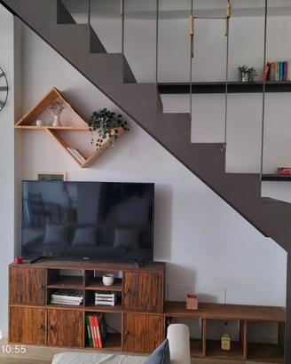 Mobile tv componibile in legno di abete