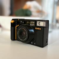Fotocamera analogica Konica MR70