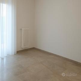 Stanza per professionisti - Livorno centro