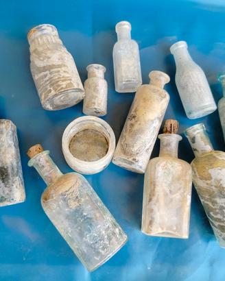 bottigliette medicinali della grande guerra-