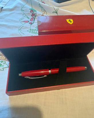 Penna stilografica Ferrari