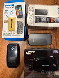 Telefoni a conchiglia