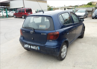 Toyota yaris 1400 td 2004 ricambi