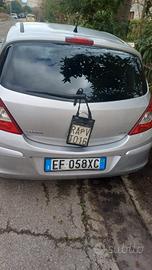 opel corsa 2011