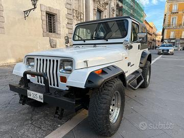 Jeep Wrangler YJ anno 1989 2.500 Benzina/GPL