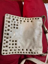 Borsa a tracolla marca  "Segue", in vera pelle