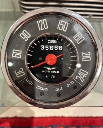 Contakm Veglia Borletti - Guzzi V7 700-240 km/h