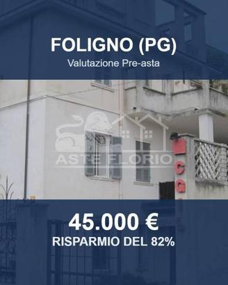 Immobile in asta di 363 m² a Foligno