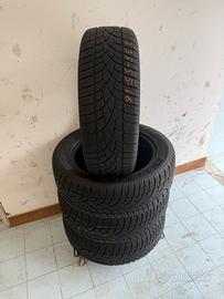 Gomme invernali 235 55 18  100H Dunlop