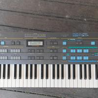 tastiera Casio CZ-5000