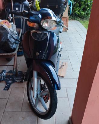 Scooter 50 Aprilia Scarabeo a benzina