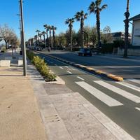 6-8 posti, FRONTE MARE, 2 bagni, aria condizionata