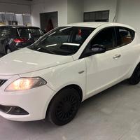 Lancia Ypsilon 1.0 FireFly 5 porte S&S Hybrid Ecoc