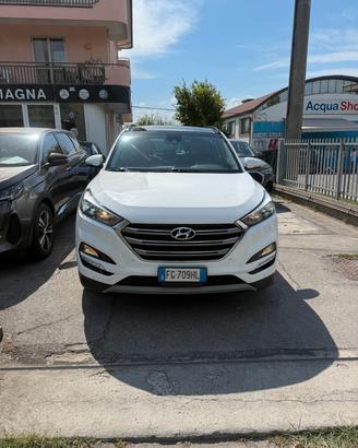 Hyundai Tucson 1.7 CRDi XPossible NESSUN VINCOLO