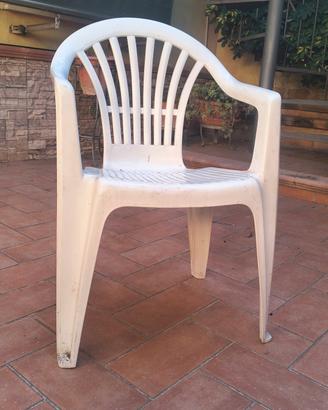 Tavolo con sedie coordinato