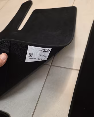Tappetini Moquette Originali Tesla Model Y Nuovi