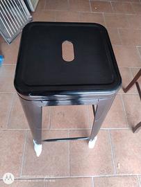 Set 4 sgabelli alti stile Tolix 76 cm neri – NUOVI