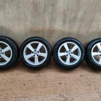 Cerchi e gomme Volvo V40 (205/55 R16)