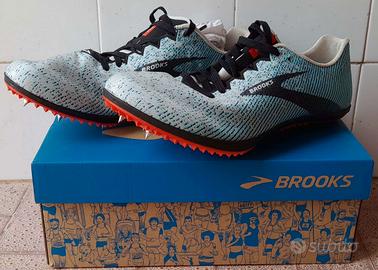 Scarpe chiodate atletica brooks online