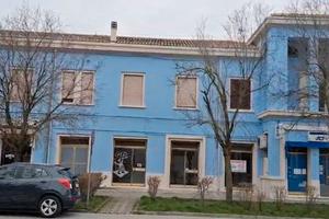 Negozio C/1 Tresigallo Piazza Italia