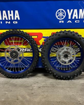 Ruote complete WR250F WR450F 2019-2024 RC024