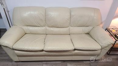 Divani in pelle PoltroneSofà con "divano letto"