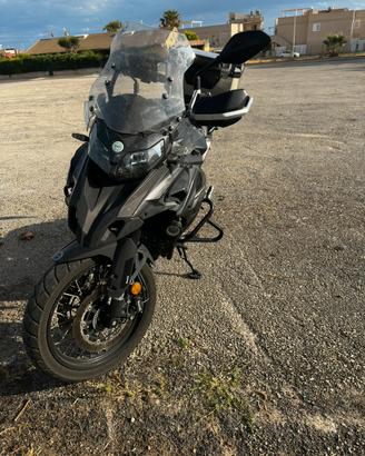 Benelli trk502 x