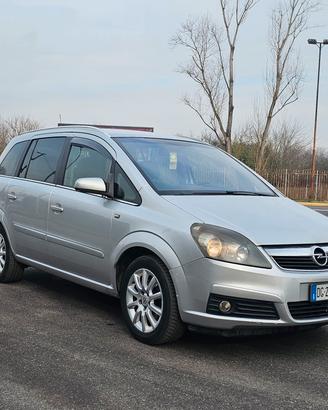zafira 1.6 mettano neopatentati 7 posti 