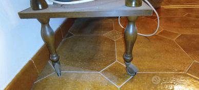 Mobiletto in legno