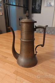 Brocca in peltro 95% altezza 25 cm