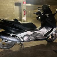 Yamaha T Max - 2006