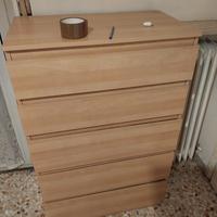 CASSETEREA CON  6 CASETE A VERONA 