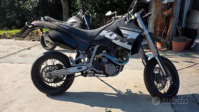 KTM 640 LC4 PRESTIGE SUPERMOTARD mod 2004