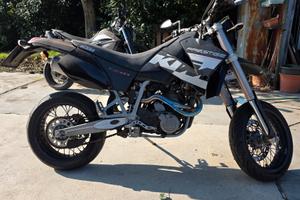 KTM 640 LC4 PRESTIGE SUPERMOTARD mod 2004