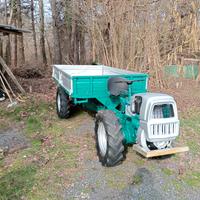 trattorino con rimorchio 