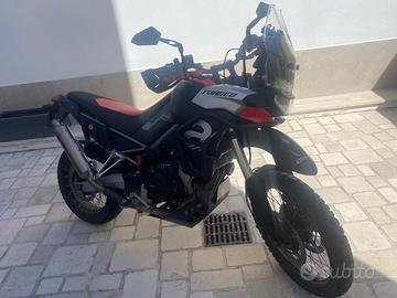 Aprilia Tuareg 660