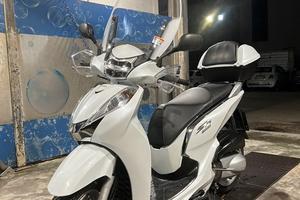 Sh300i