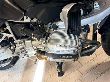 BMW r1100r