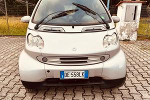 Smart ForTwo 700 cabrio Brabus (55 kW)