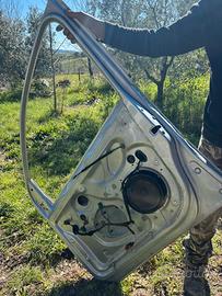 Telaio porta destra anteriore Golf 5 anno 2003