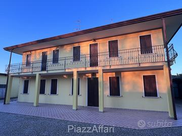 Casa singola con annessi ad Arzerello