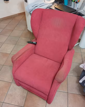 Poltrona reclinabile elettrica Ciar