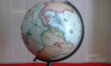 Mappamondo in legno ed ottone brunito