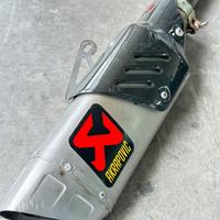 Terminale di scarico akrapovic R1 15/20